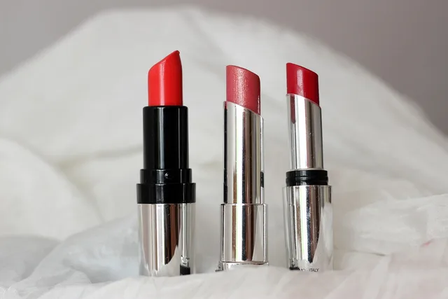 lipstick, red, shades of red, cosmetics, make up, accessories, products, lipstick, lipstick, lipstick, lipstick, lipstick, make up. Product photography advertising rules in England: banned claims, sale images, cookies and green wording