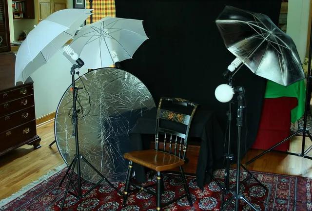 amateur photo studio, homemade, home studio, photography, cheap, inexpensive, non-professional, hobby, lighting, reflection, reflectors, home studio, home studio, home studio, home studio, home studio, cheap, cheap. How to compare product photography quotes