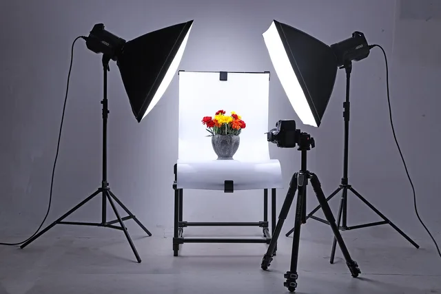 photography, flower wallpaper, lighting, studio, digital photography, nature, product photography, still life photography, lighting equipment, tripod, camera, digital camera, beautiful flowers, flowers, flower background, vase. How to plan product photography in 90 days from brief to handover